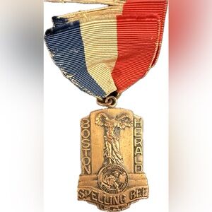 Vintage BOSTON HERALD SPELLING BEE 1948 GRADE CHAMPION BALFOUR Medal Medallion